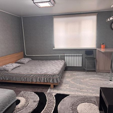 Ахметова 12 Apartment Almaty Ngoại thất bức ảnh